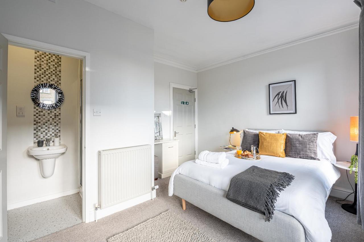 Stunning 5 Bedroom 5 En-Suite Victorian House In Harrogate Exterior photo